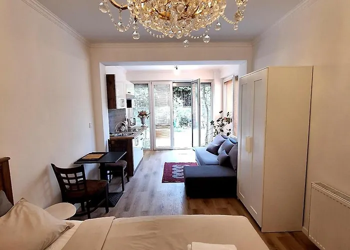 Terrace - Kindstay Prague Airport